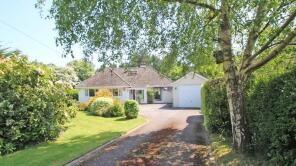 15 Green Gates, Downton Lane, Lymington SO41 0LG