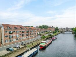 11, Waterfront House, Clementhorpe, York YO23 1PL