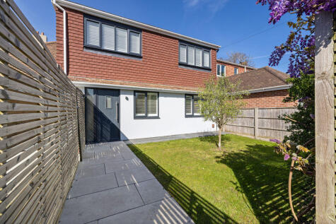 Exceptional Four Bedroom Chichester City Property