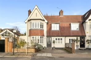 11, Multon Road, London SW18 3LH