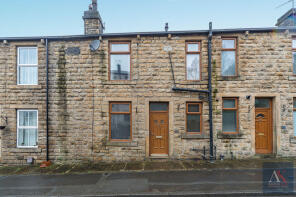 111, Halifax Road, Littleborough OL15 0HZ