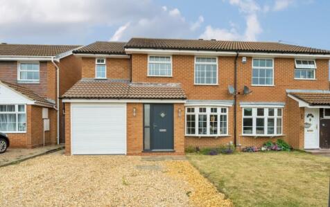 Dowding Close, Woodley, RG5