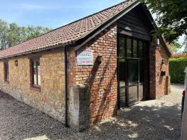 1, New Cross Court, New Cross Hill, New Cross, South Petherton TA13 5HZ