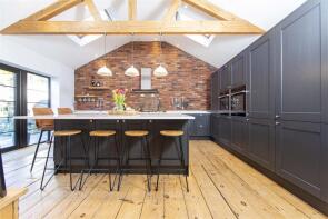 28, Taff Vale Estate, Edwardsville, Treharris CF46 5NJ