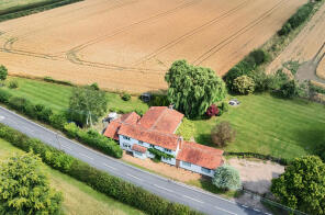Tawneys, Finchingfield Road, Saffron Walden CB10 2QT