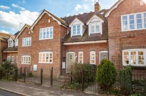 3, Woodfield Cottages, Streatley Hill, Streatley, Reading RG8 9PP