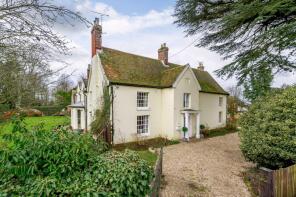 Falkenham Hall, Falkenham Road, Ipswich IP10 0QY