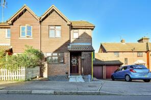 28, Cedar Wood Drive, Watford WD25 0RR