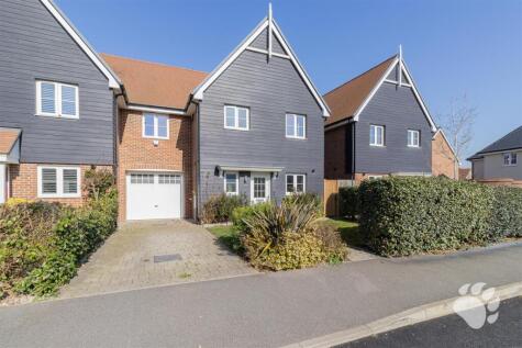 St. Lukes Way, St. Lukes Estate, Runwell, SS11