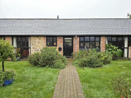4 Apple Tree Barn, Newton Court, Corfe, Taunton TA3 7DQ