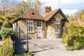 34, High Street, Erlestoke SN10 5TZ