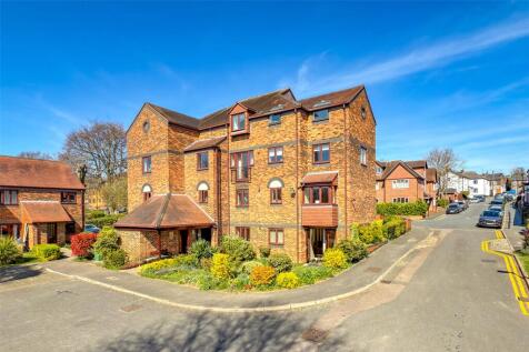 Albeny Gate, Belmont Hill, St. Albans, Hertfordshire, AL1