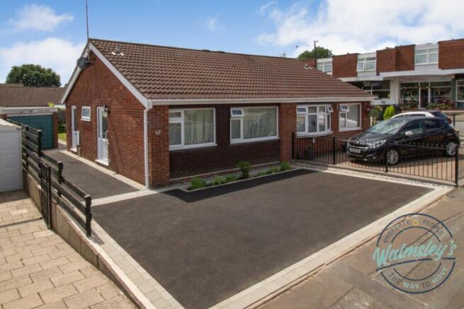 New driveway & frontage