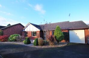 12, The Orchard, Uttoxeter ST14 5AY