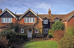3, Avon Farm Cottages, Ringwood Road, Christchurch BH23 7BQ