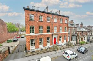 Flat 10, 11, Hanover Square, Woodhouse, Leeds LS3 1AP