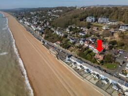 2, Hillside, Folkestone CT20 3DB