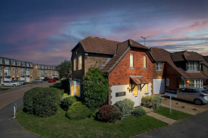 8, Blenheim Drive, Littlehampton BN16 3SN