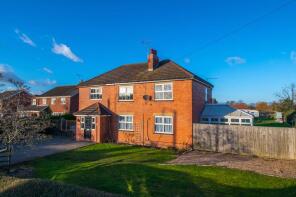 7, Lincoln Road, Fenton, Lincoln LN1 2EP