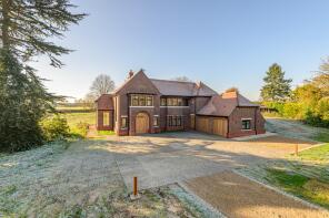 South Paddock, Pyle Hill, Sutton Green, Woking GU22 0SR