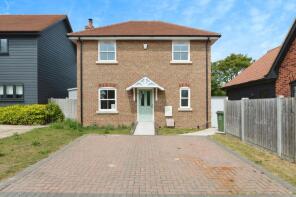 3, The Spinney, Lower Dunton Road, Dunton, Brentwood CM13 3SP