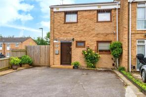 21, Caistor Close, Southampton SO16 8GX