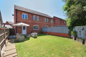 6, Winding Pool Close, Dymock GL18 2BJ
