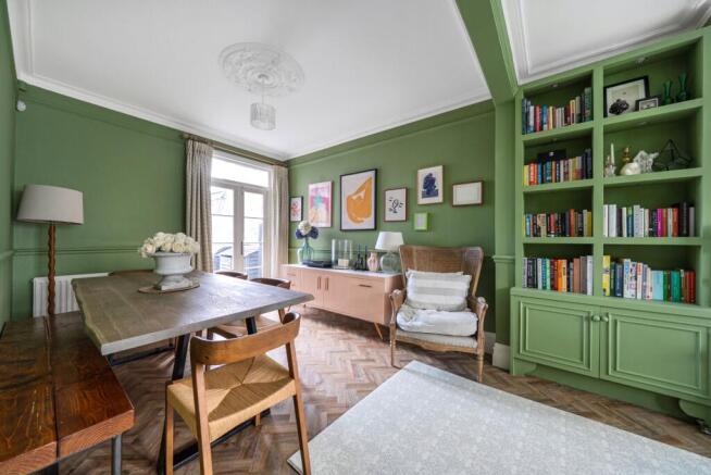 Sitting/Dining Room