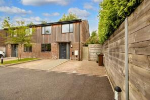 6, The Coachworks, Uckfield TN22 5LF