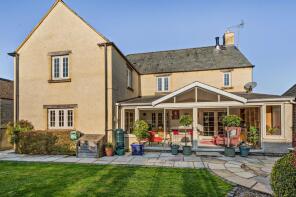 26, The Wern, Lechlade GL7 3FF
