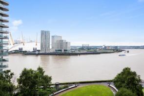 Flat 818, 1 New Providence Wharf, Fairmont Avenue, London E14 9PF