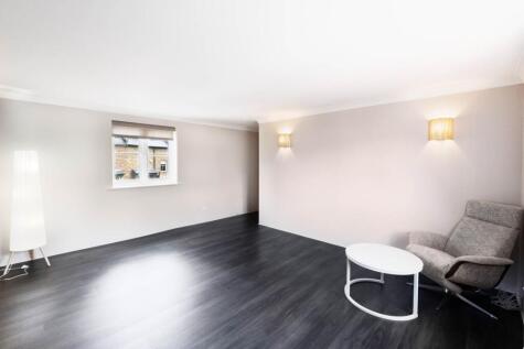 Fulmar Close, Surbiton