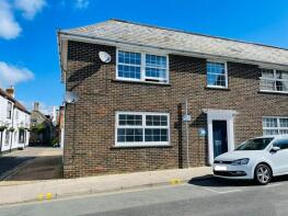 Flat 1, Eremue Court, Bridge Road, Yarmouth PO41 0PH