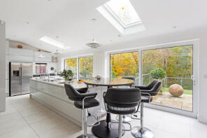 10, Dingle Bank, Chester CH4 8AD