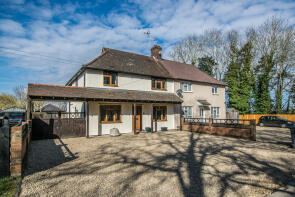 2, Broad Green, Hertford SG13 8PT