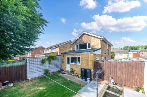 Stirling Gardens, Newmarket, CB8