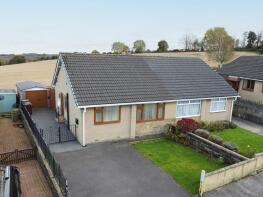 21, Highfield Crescent, Overton, Wakefield WF4 4QZ