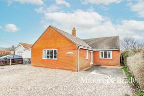 Abbotsholme, Priory Road, Bacton NR12 0HQ