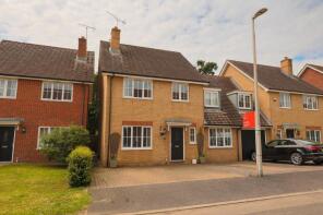 4, Saxon Gate, Burghfield, Reading RG30 3BR