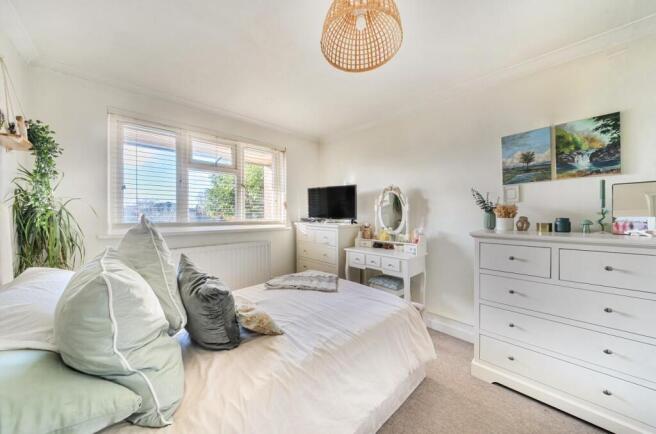 Bedroom1.jpg