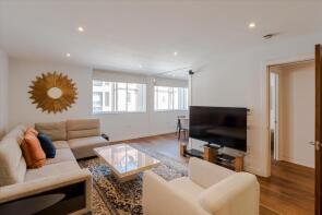 Flat 25, 79 83, Great Portland Street, London W1W 7LS