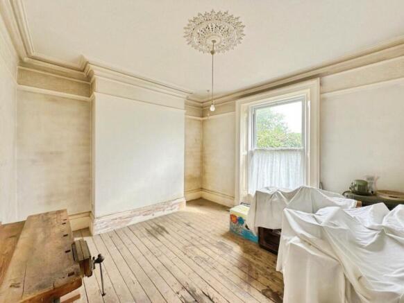 pbox-living_room-331098.jpeg
