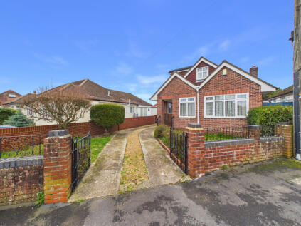 Cleethorpes Road, Sholing, SO19 8AT