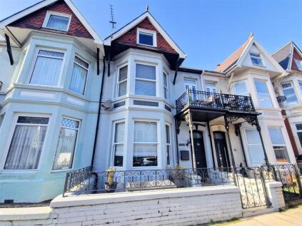 Esplanade Avenue, Porthcawl
