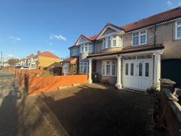 240, Ash Grove, Hounslow TW5 9DY