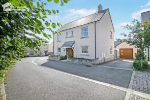 32, Great Close Road, Truro TR4 9FS