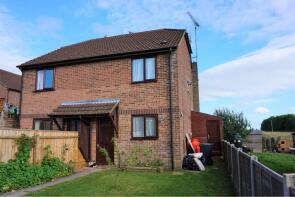 32, London Close, Dorchester DT2 7TQ