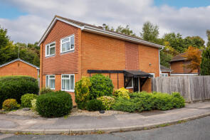 15, Sedgefield Close, Pound Hill, Crawley RH10 7XG