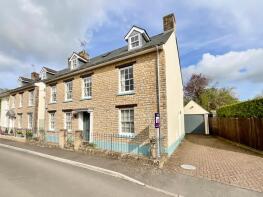 1, Baron Court, Usk NP15 1AY