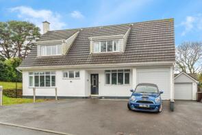 1, Crinnis Wood Avenue, St. Austell PL25 3QD